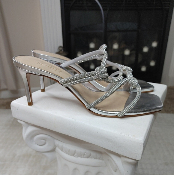 Schutz Women's Lauryn Cristal Metallic Sandal 9B - Picture 7 of 15